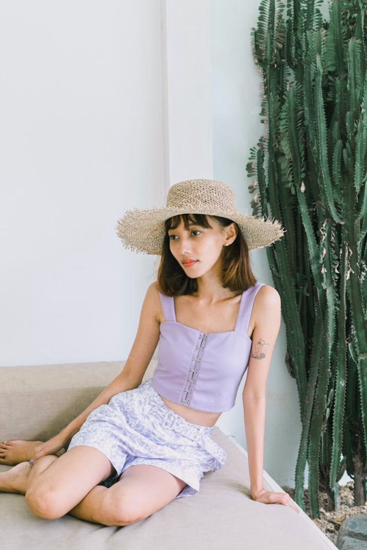 LEXI BUCKLE BASIC TOP (LILAC)