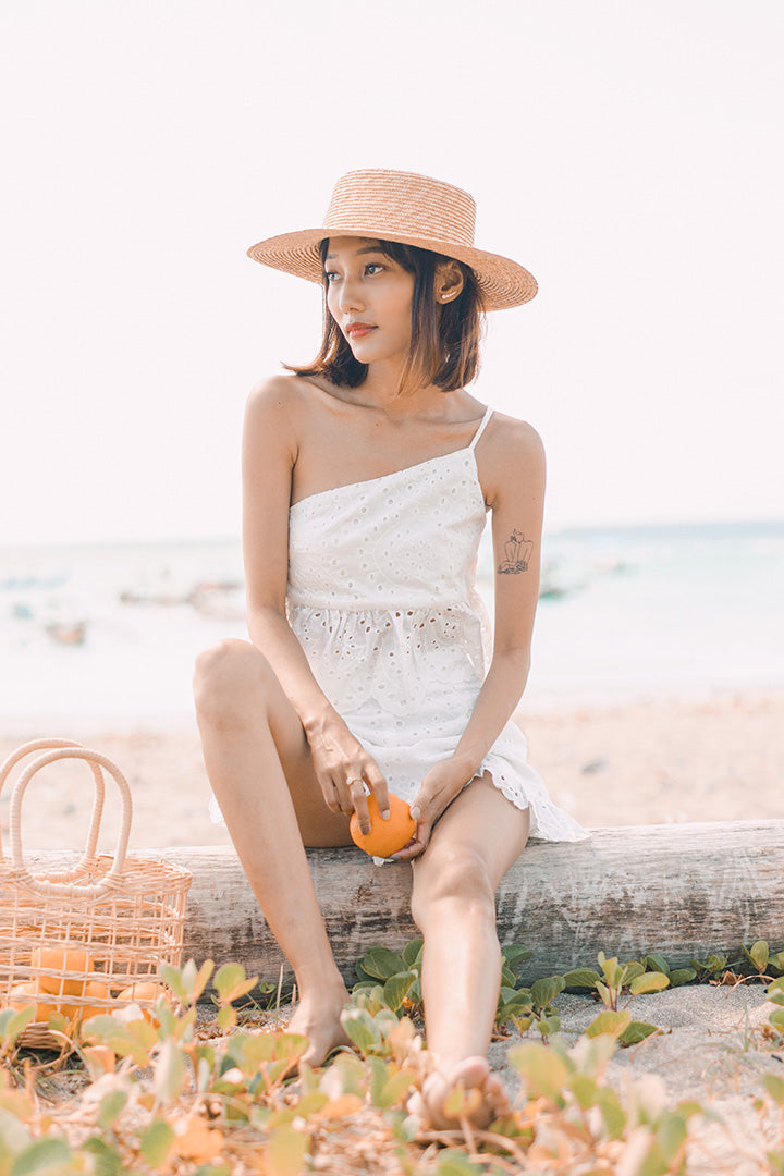 KEIR EYELET HW SHORTS (WHITE) *Last Pc*