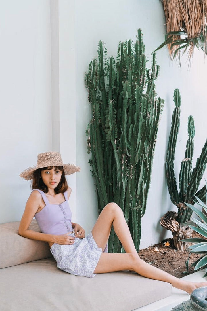 LEXI BUCKLE BASIC TOP (LILAC)