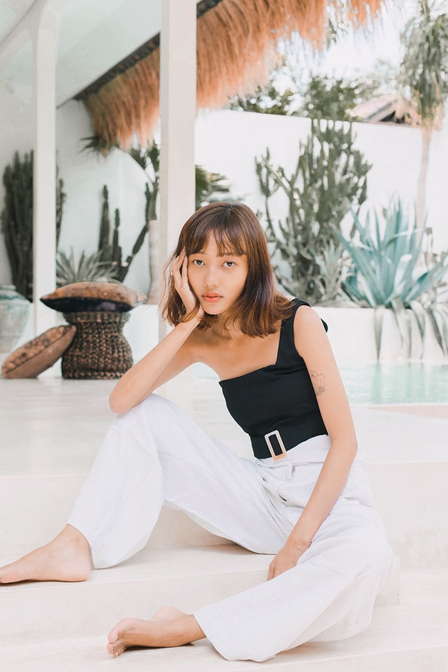 YACHT TOGA BASIC CROP (BLACK)