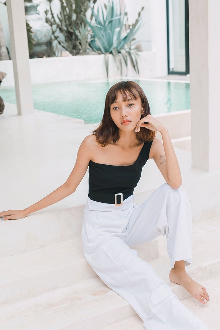 YACHT TOGA BASIC CROP (BLACK)