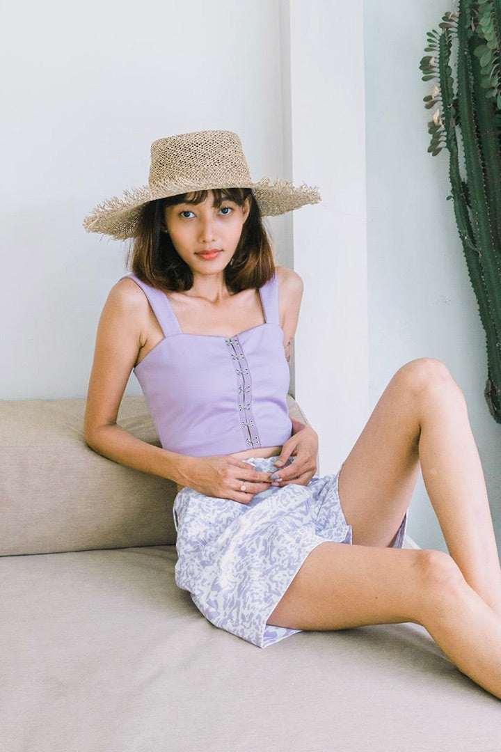 LEXI BUCKLE BASIC TOP (LILAC)