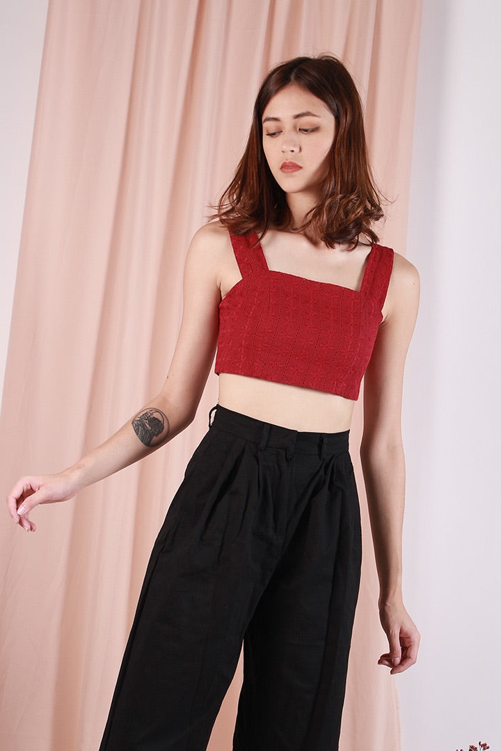 PLAY IT COOL EYELET CROP (WINE)