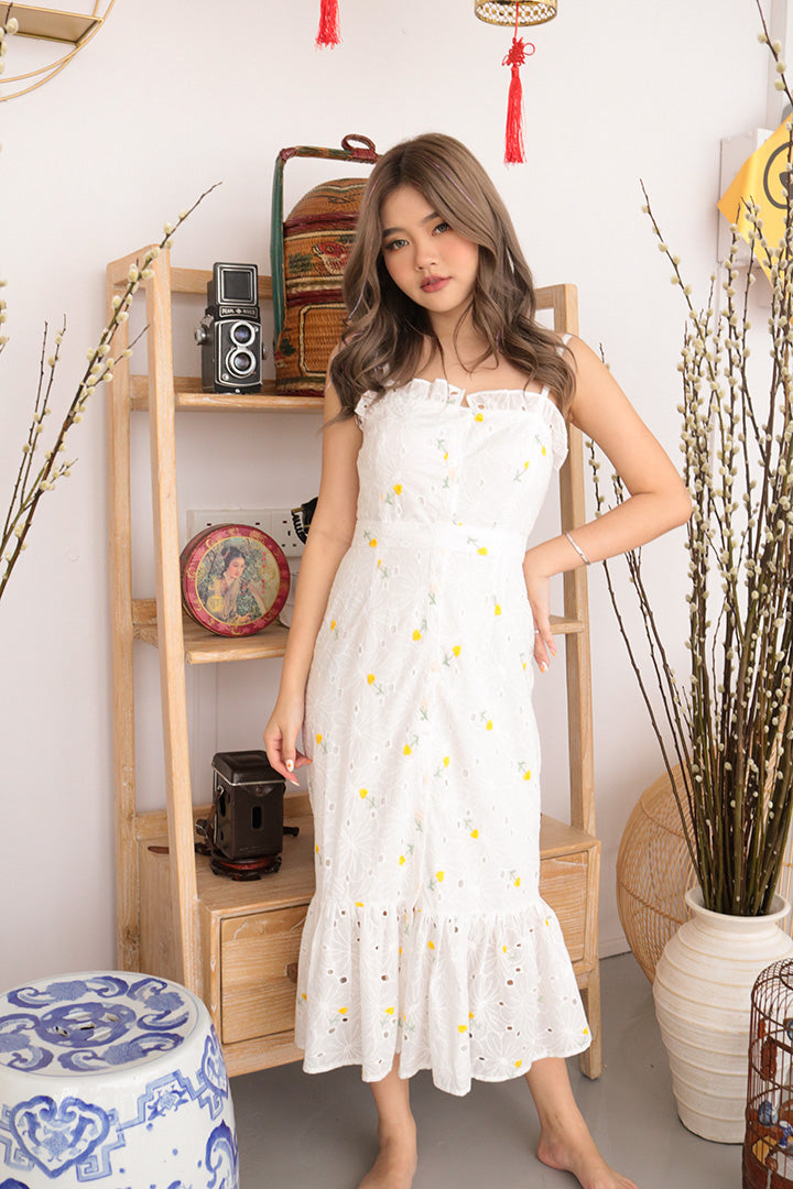 MYSTIC EMBROIDERED MAXI DRESS (YELLOW)