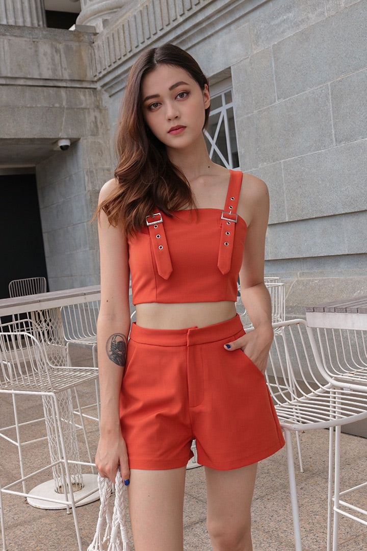 IRIS BUCKLE CROP TOP (BURNT OR)