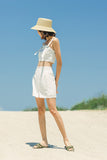 AKILA BUCKLE CROP TOP (WHITE)